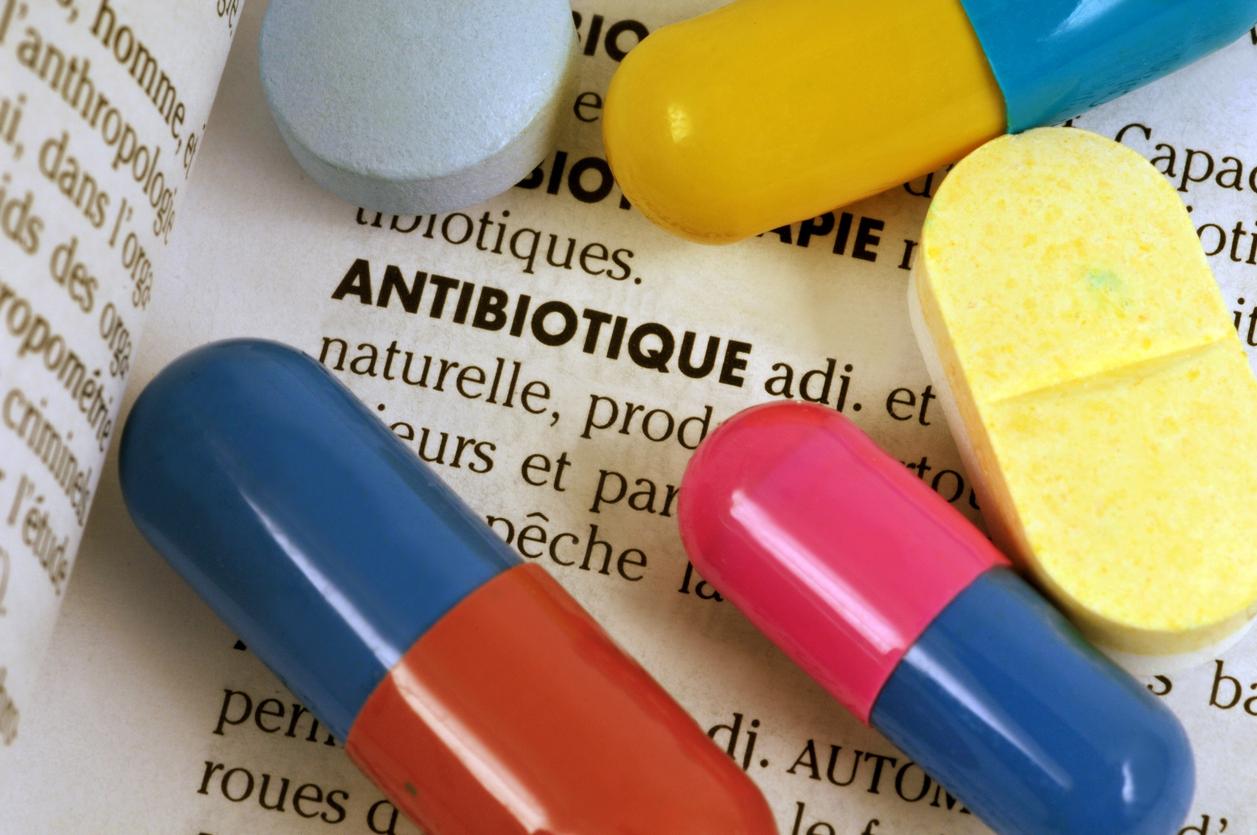 Antibiotiques : la consommation en ville en baisse en 2023